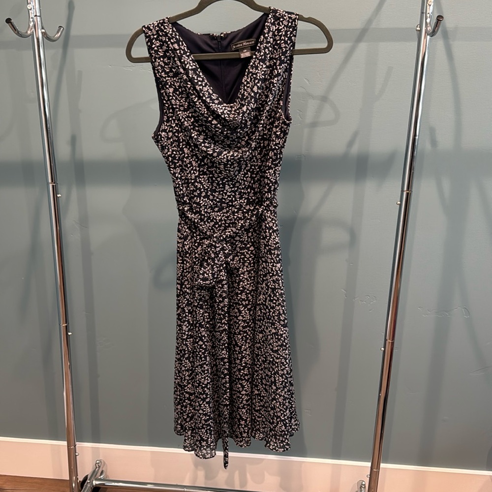 10P navy blue dress
